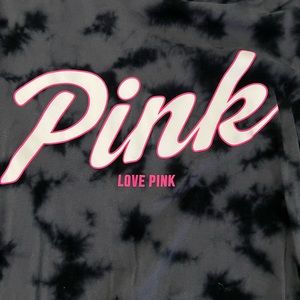 Victoria’s Secret PINK shortsleeved campus tee